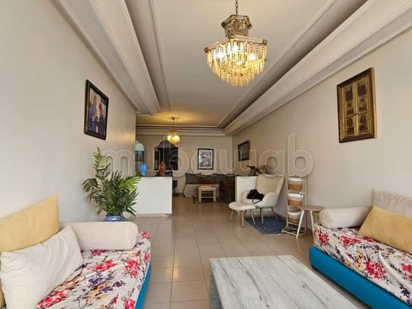 Apartamento de 136 m² en el sexto piso en Bourgogne