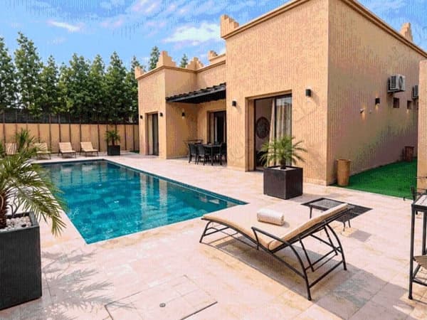 Villa à Vendre de 492.0 m² à Marrakech, Route De L'Ourika Sidi Abdellah Ghiat