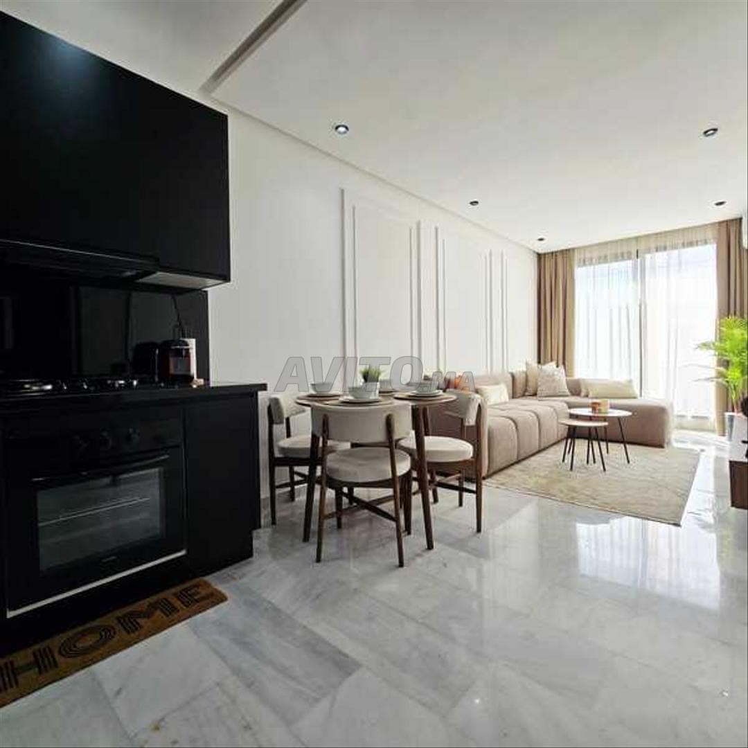 5000663-شقة للكراء بمبلغ 7500 درهم في الروشes Noires