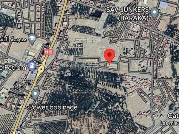 Taztite Yasmin Jerada vicino alla strada Saka