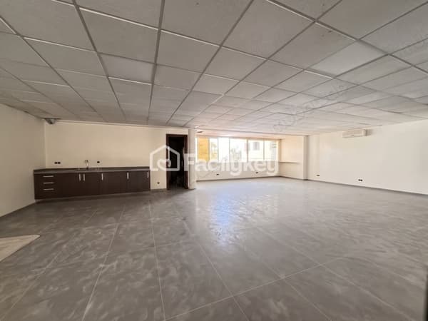 Kantoor van 210 m² in Casablanca