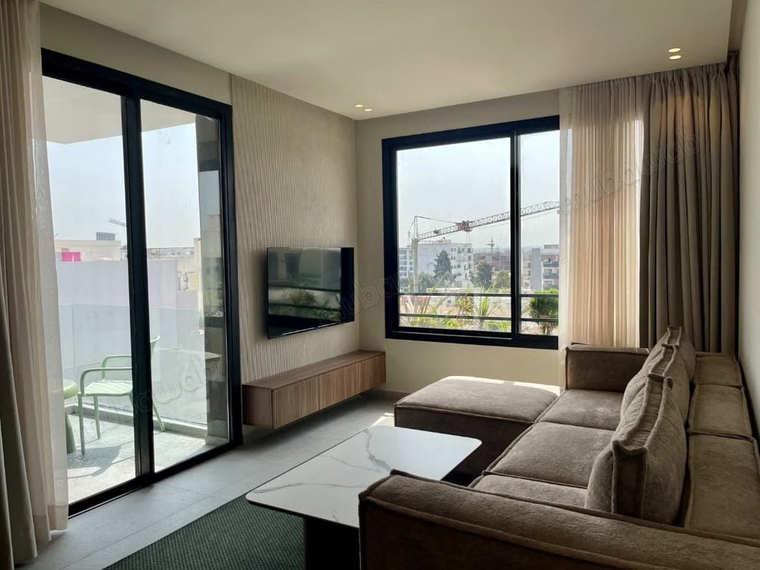 Nieuw Onbewoond Appartement te Huur in CFC