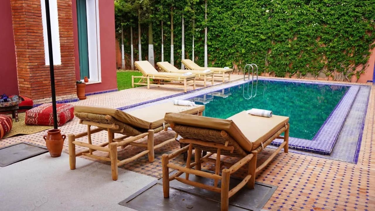 Trés belle villa tt neuve avec piscine à Targa