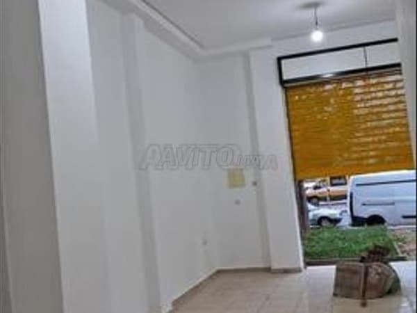 محل تجاري للبيع. فدان بركة بالقرب من عمالة إسبرطة1