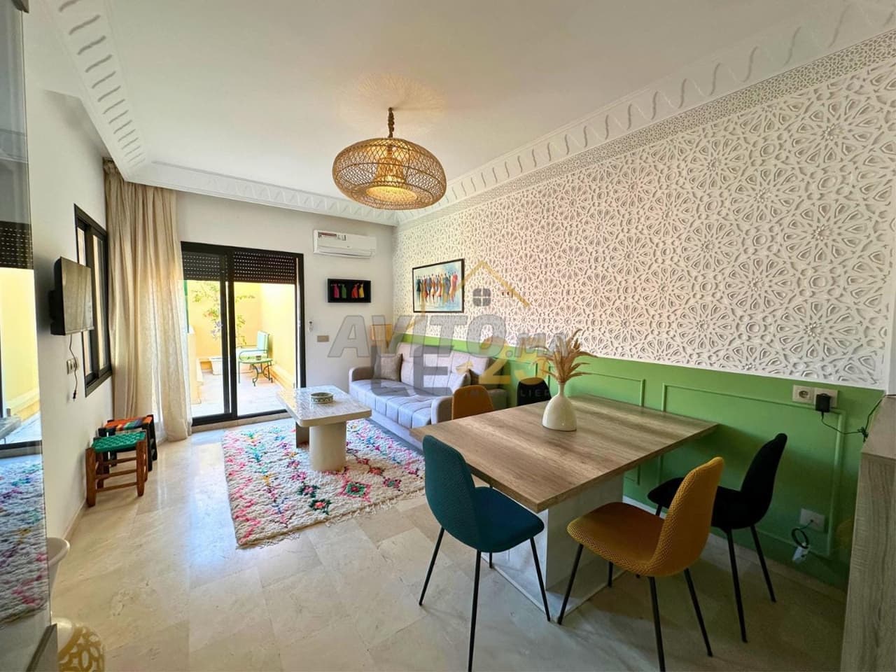 Appartamento arredato di 93 m², 2 terrazze a Semlalia.