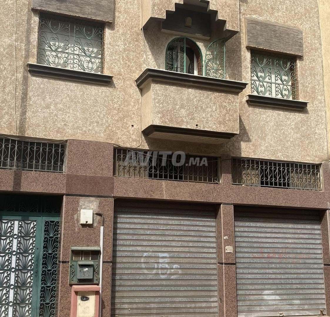 Maison 4 niveaux avec magasin à vendre à Hay ennour