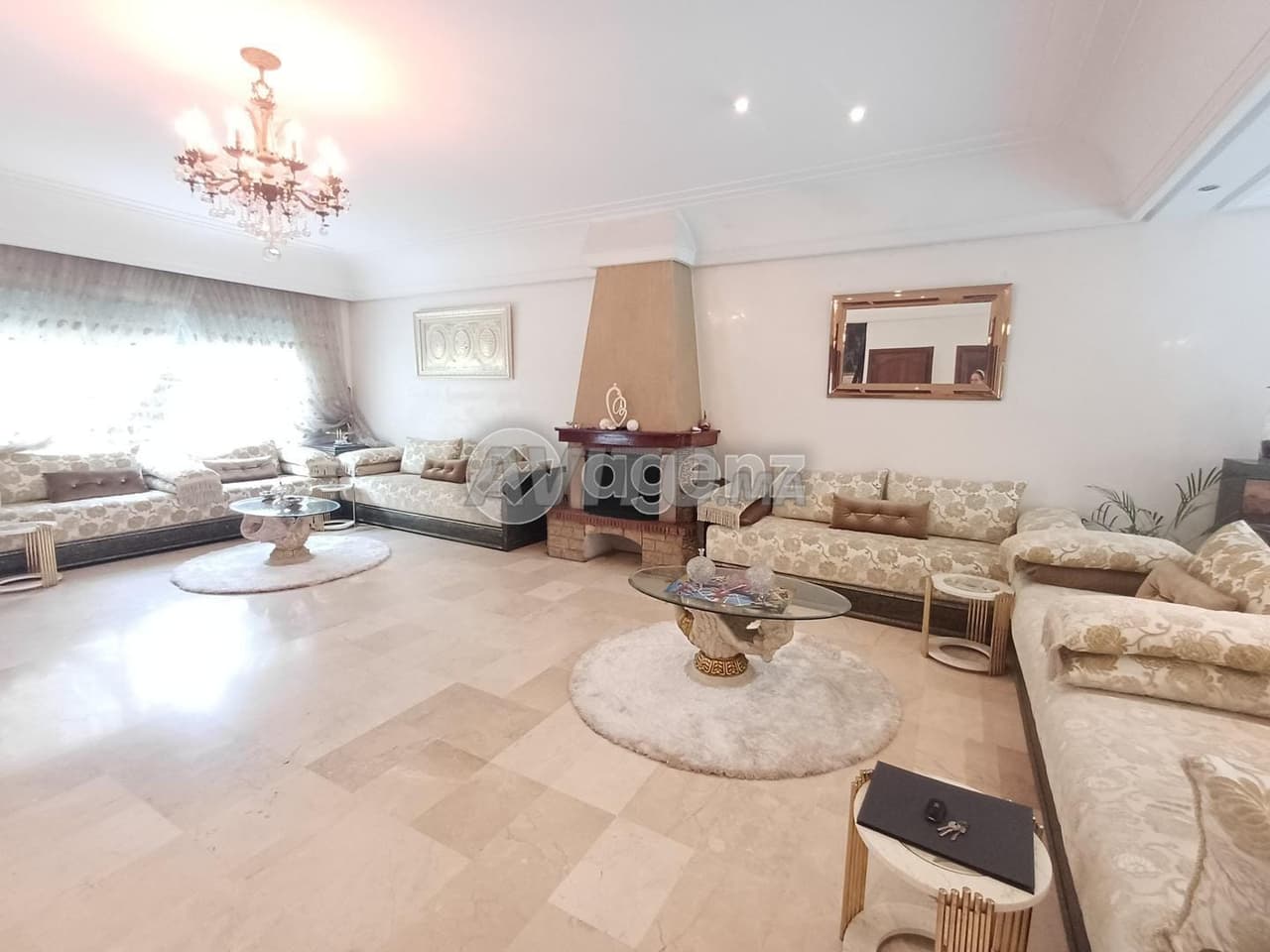 CMN-AC-2230 - Villa à vendre à Al Mostakbal