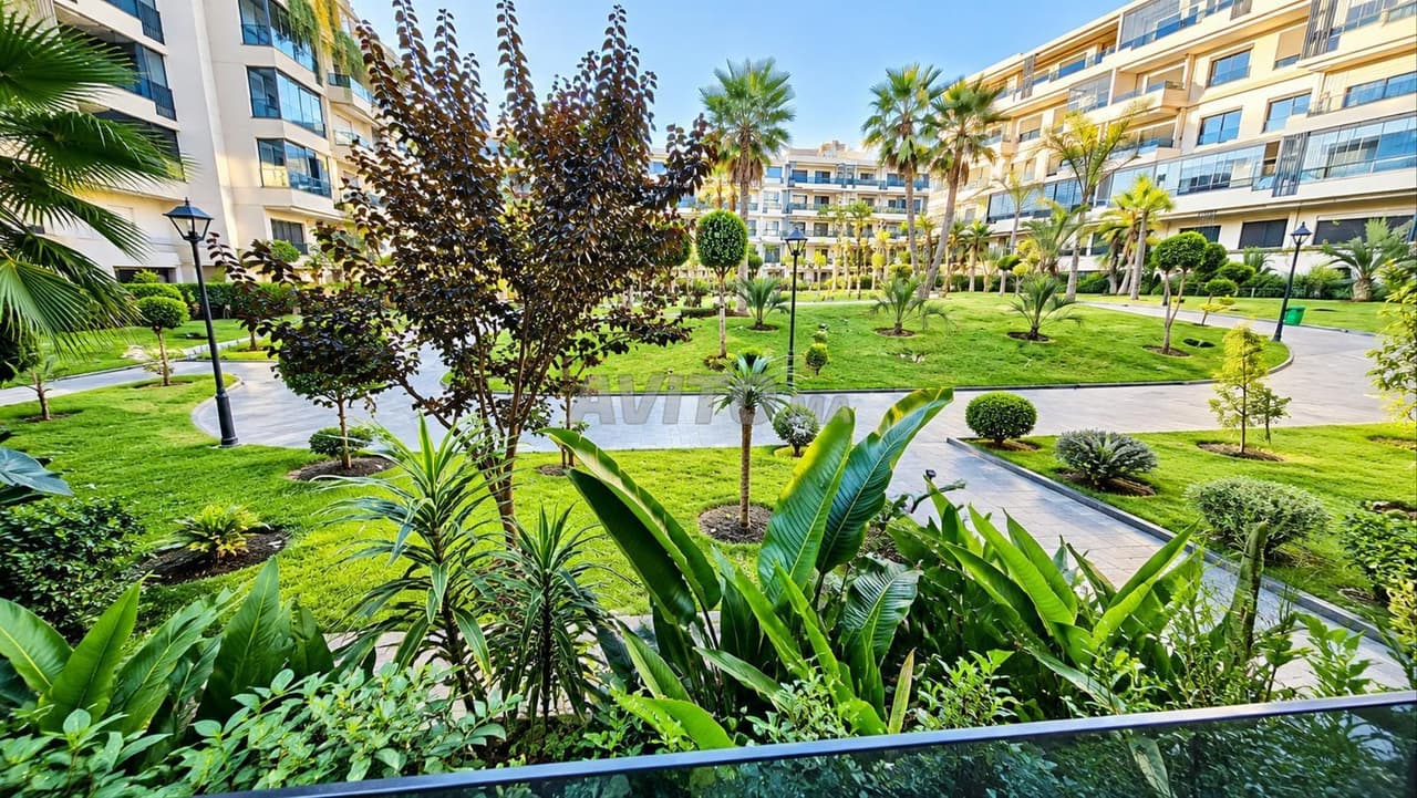 Appartement rez-de-jardin meublé luxe à Californie