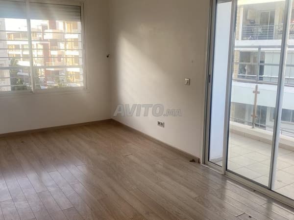 Appartement vide à Prestigia