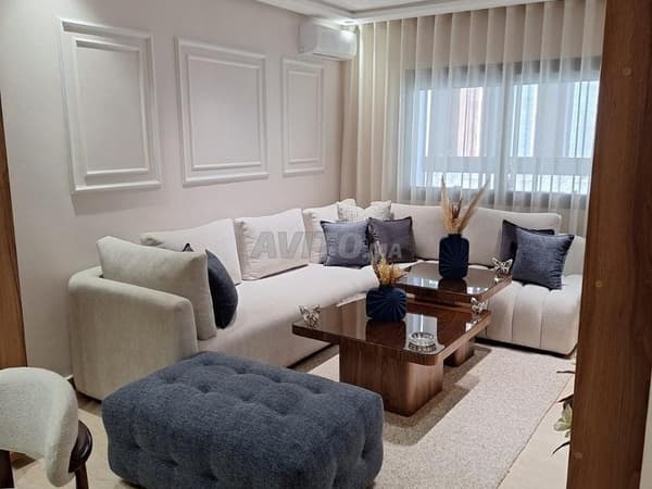 FURNISHED STUDIO FOR RENT – Rue du Marché