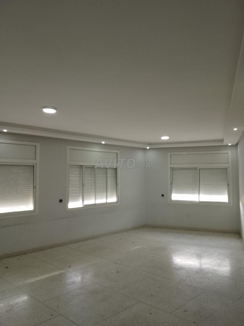 Bureau 150m2 près de Casa Voyageurs