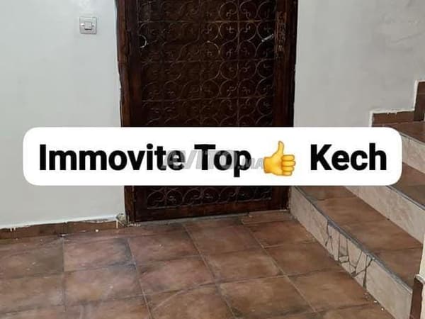 Appartement 3ème étage avec ascenseur, 58 m², prix 48 millions, résidence avenue Gemmassa