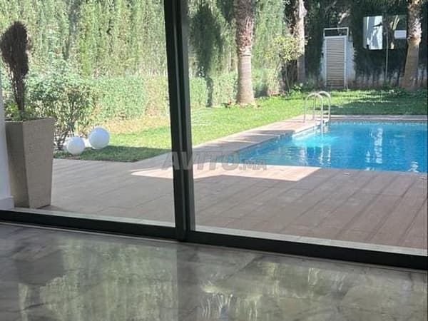 Villa à louer La Ville Verte avec piscine 356 m²