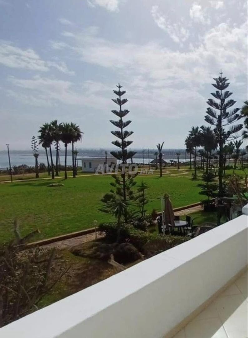 À VENDRE VILLA FRONT MER À DAR BOUAZZA