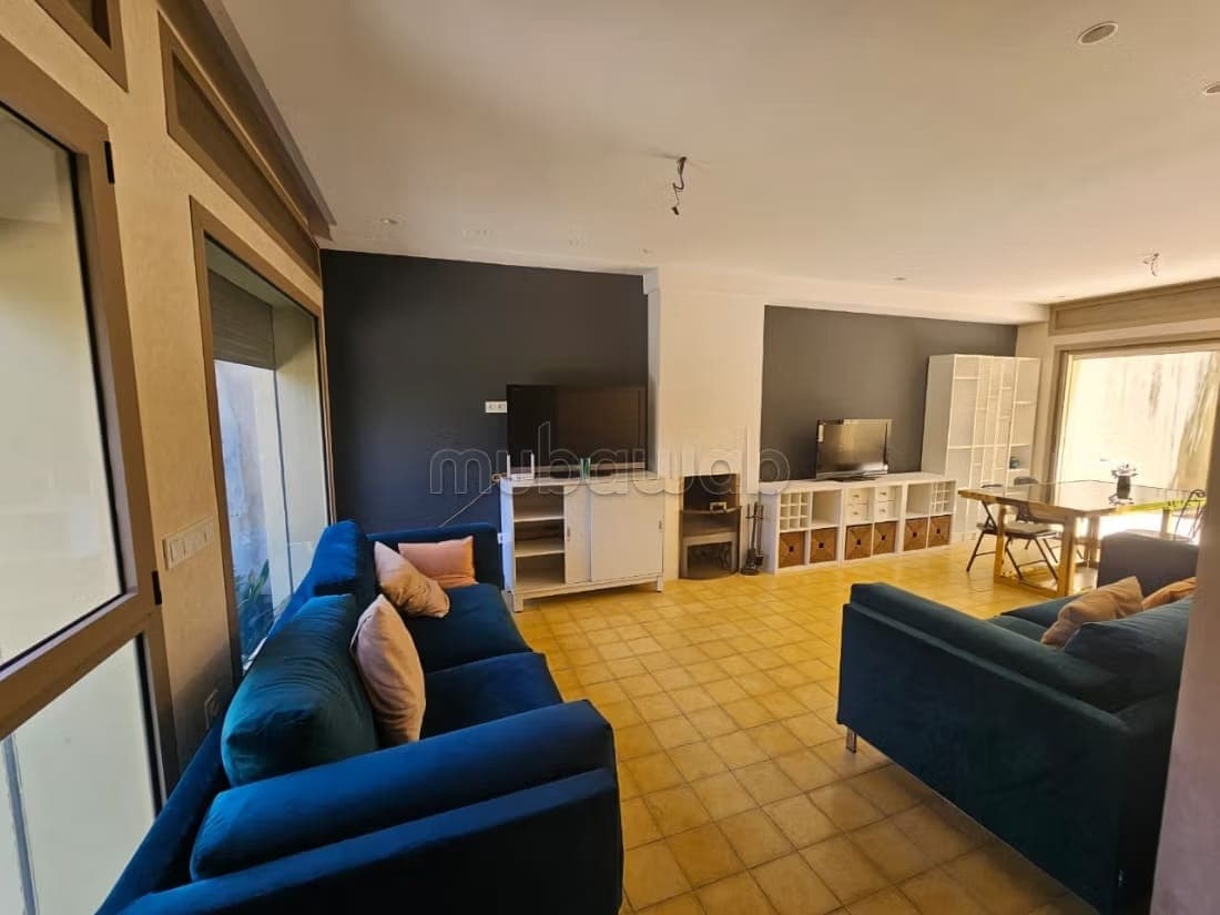 Ongerichte Villa in California
