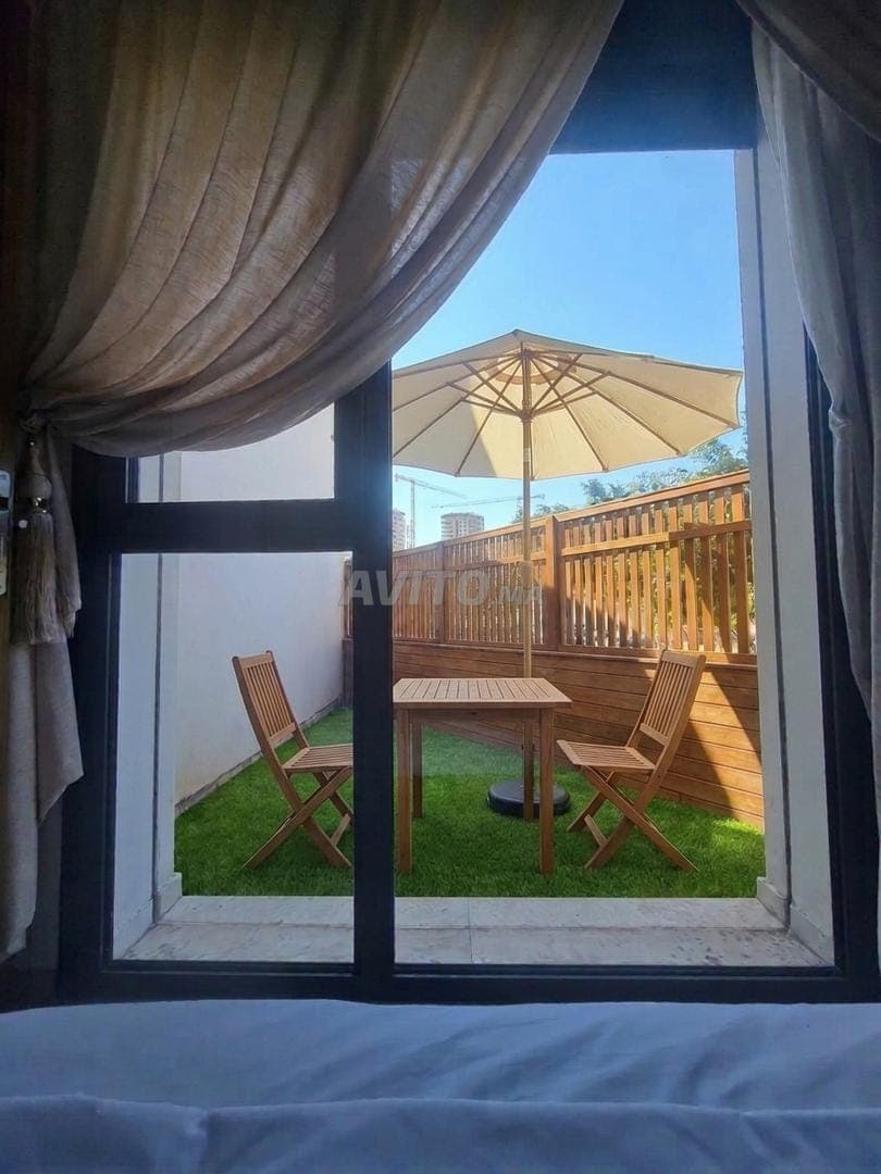 CFC à louer appartement luxueux avec terrasse