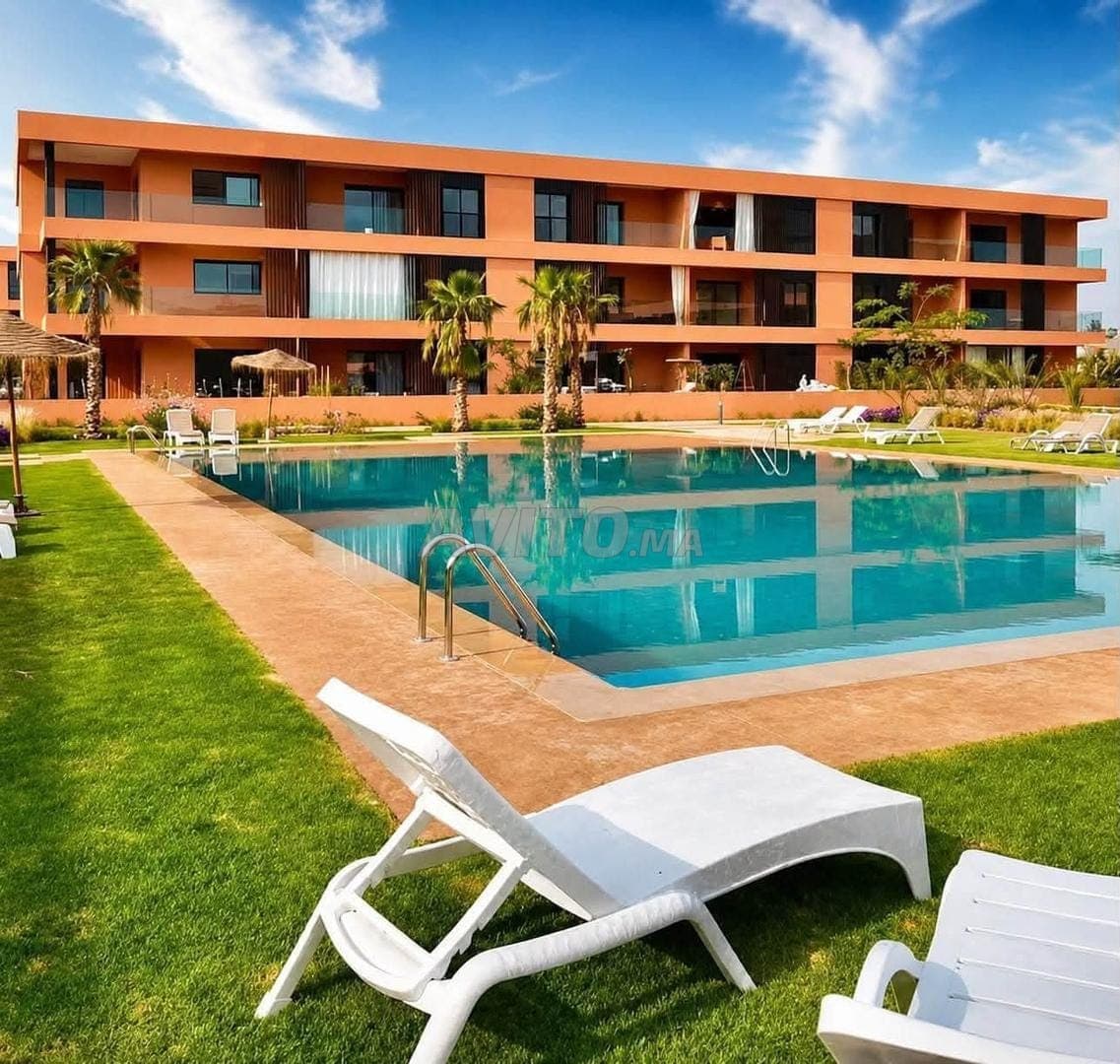 Appartement rez-de-jardin vide à louer Noria