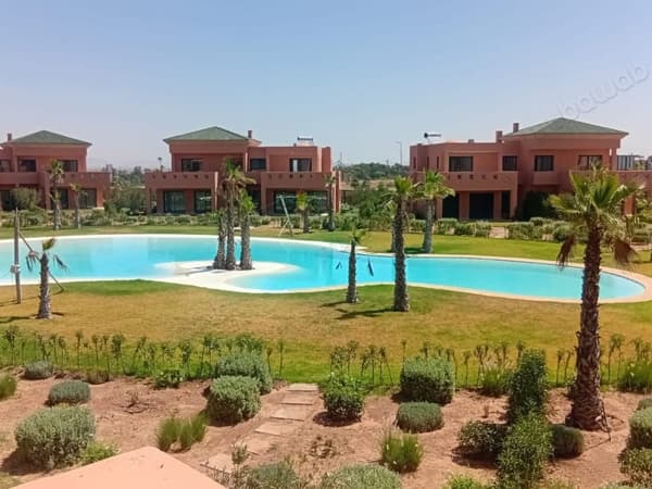 A SAISIR. Belle villa vide a Louer a Bab Atlas