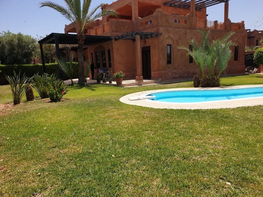 Villa 3 chambres avec piscine palmeraie