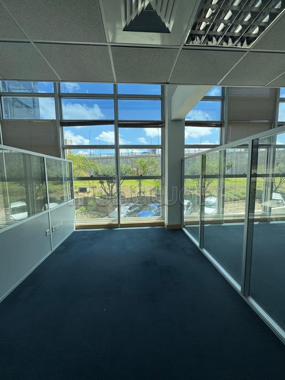 Prime Office 580 M2 Gelegen in Zenith