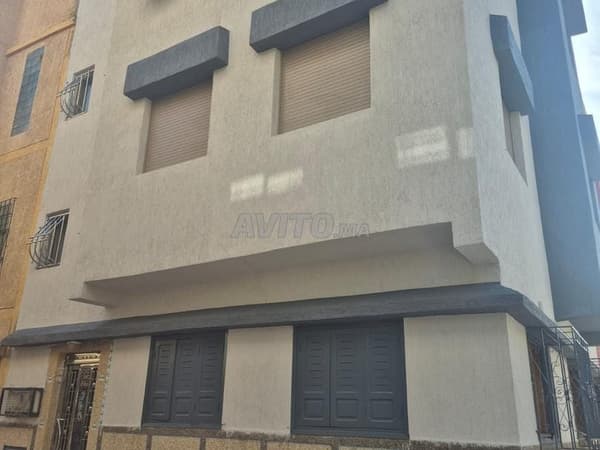Appartement à louer 73 m² à Temara
