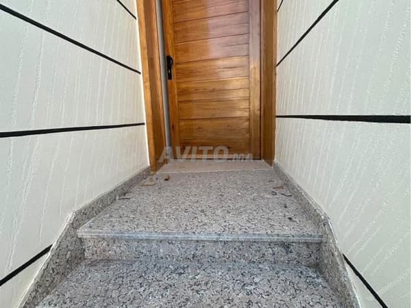 Demi-villa à vendre – Hay Al Boustane