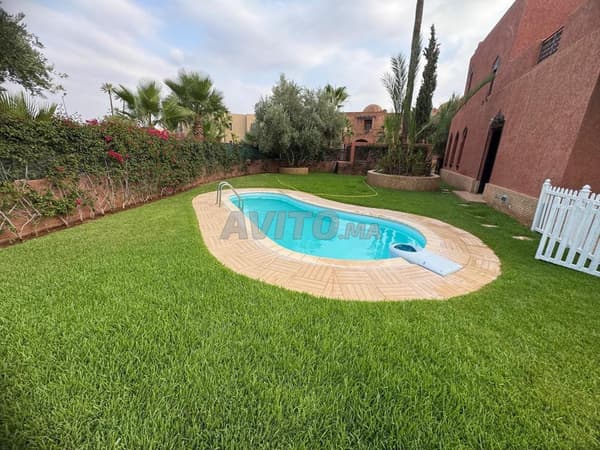 Magnifique villa vide à louer route Casablanca