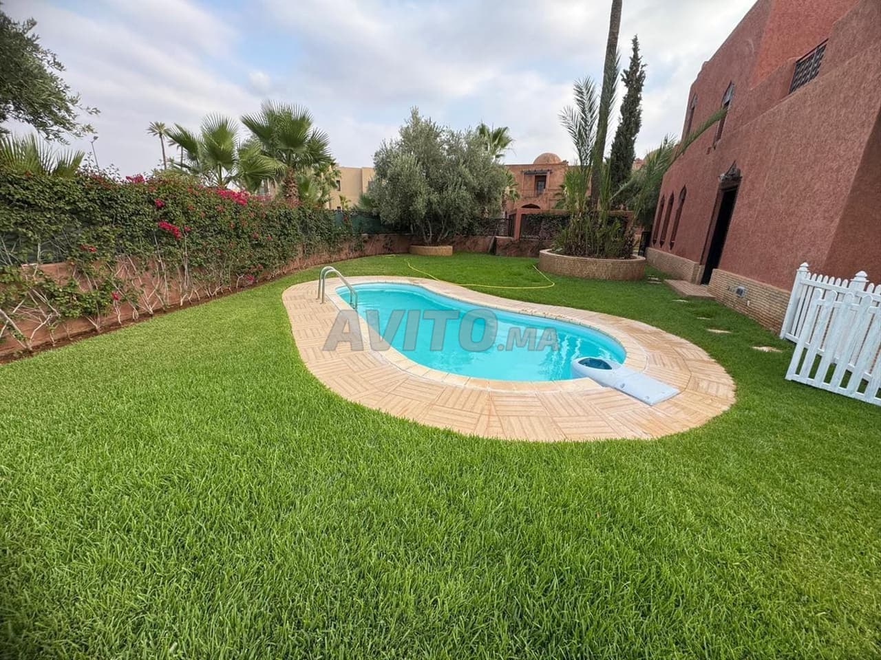 Magnificent empty villa for rent Casablanca Road