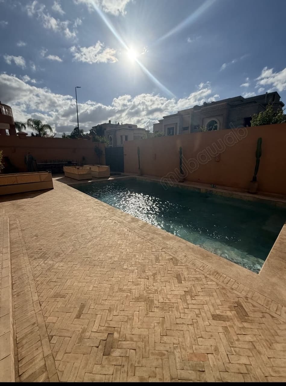 Magnifique villa à vendre à Route de Fez