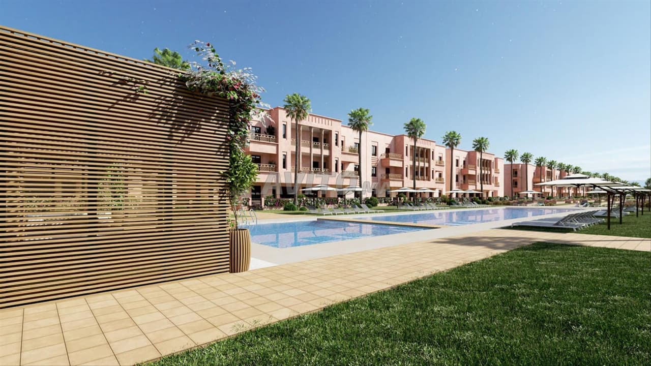 Villaperceel te koop in Chrifia