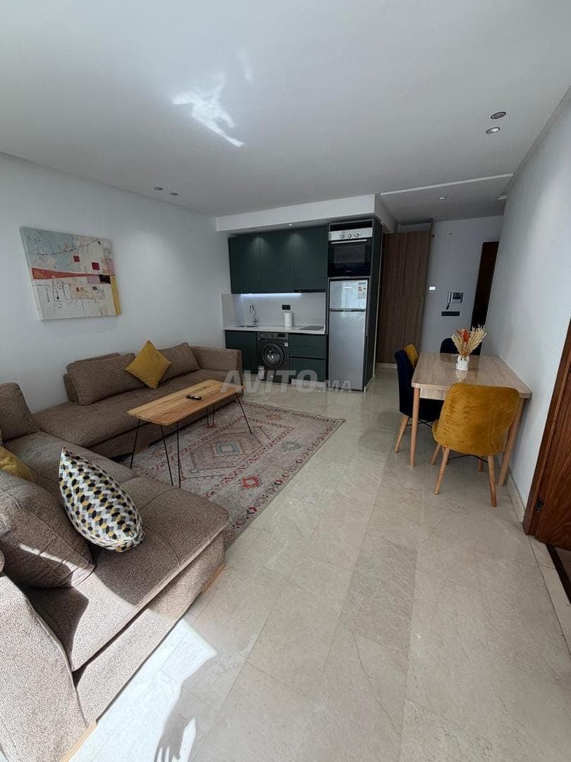 🏡 STUDIO MEUBLÉ AVEC TERRASSE À LOUER – ANFA