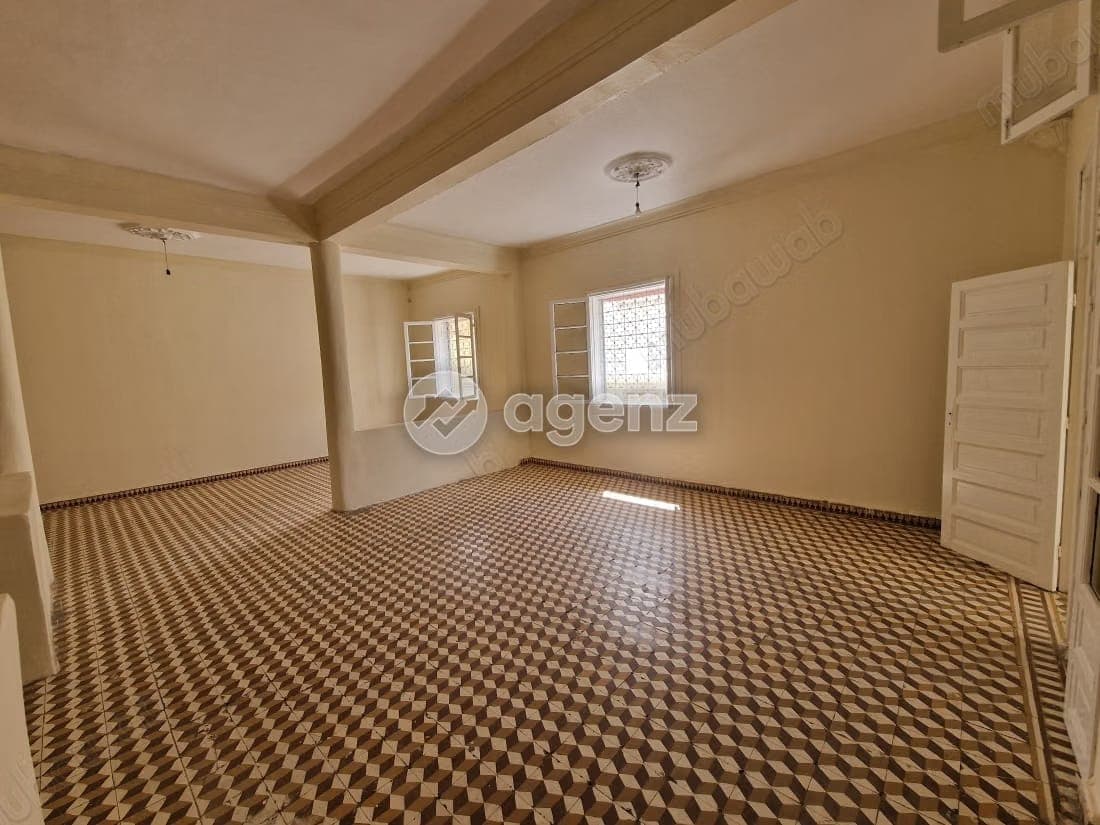 Maison à vendre 103 m², 6 chambres Lotissement Saramito Meknès