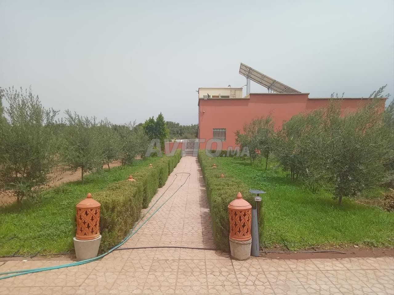 Titled villa of 3300 m² in Sidi Abdellah Ghiat