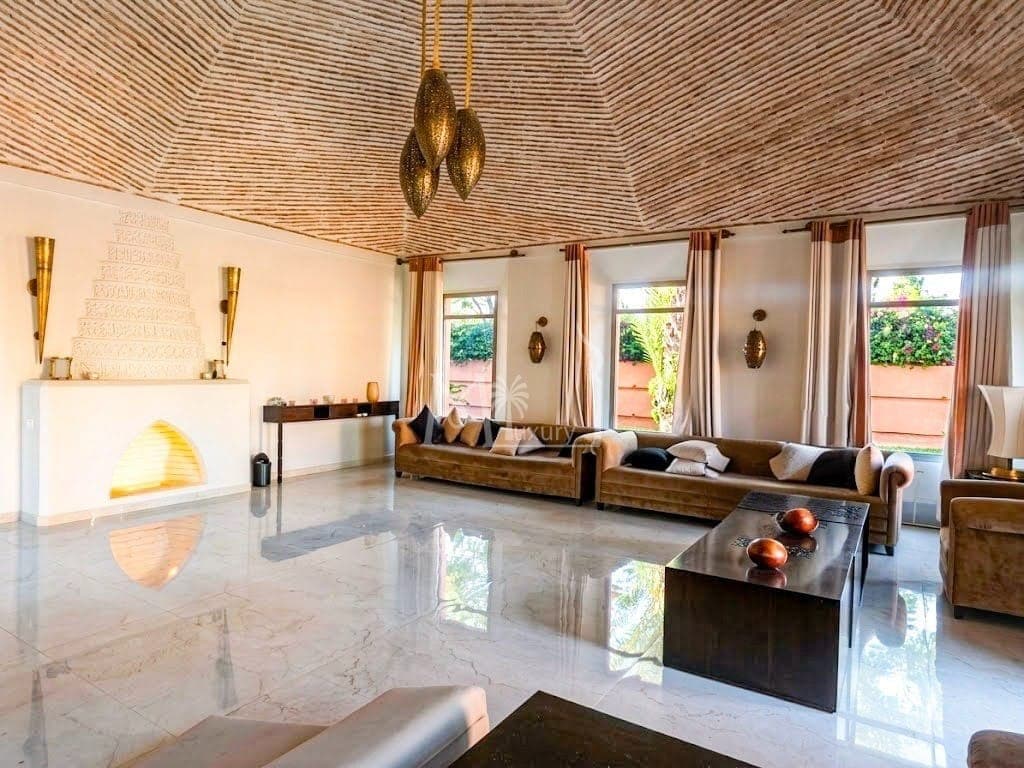 Villa te koop in Amelkis