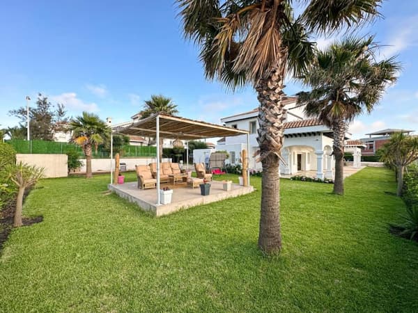 Villa avec vue sur mer de haut standing à louer