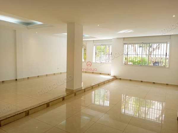 Büro zu vermieten in Gauthier