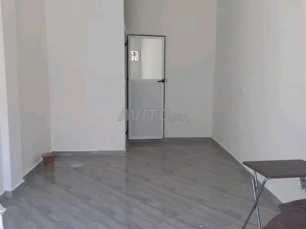 محل تجاري للكراء شهرياً في المضيق