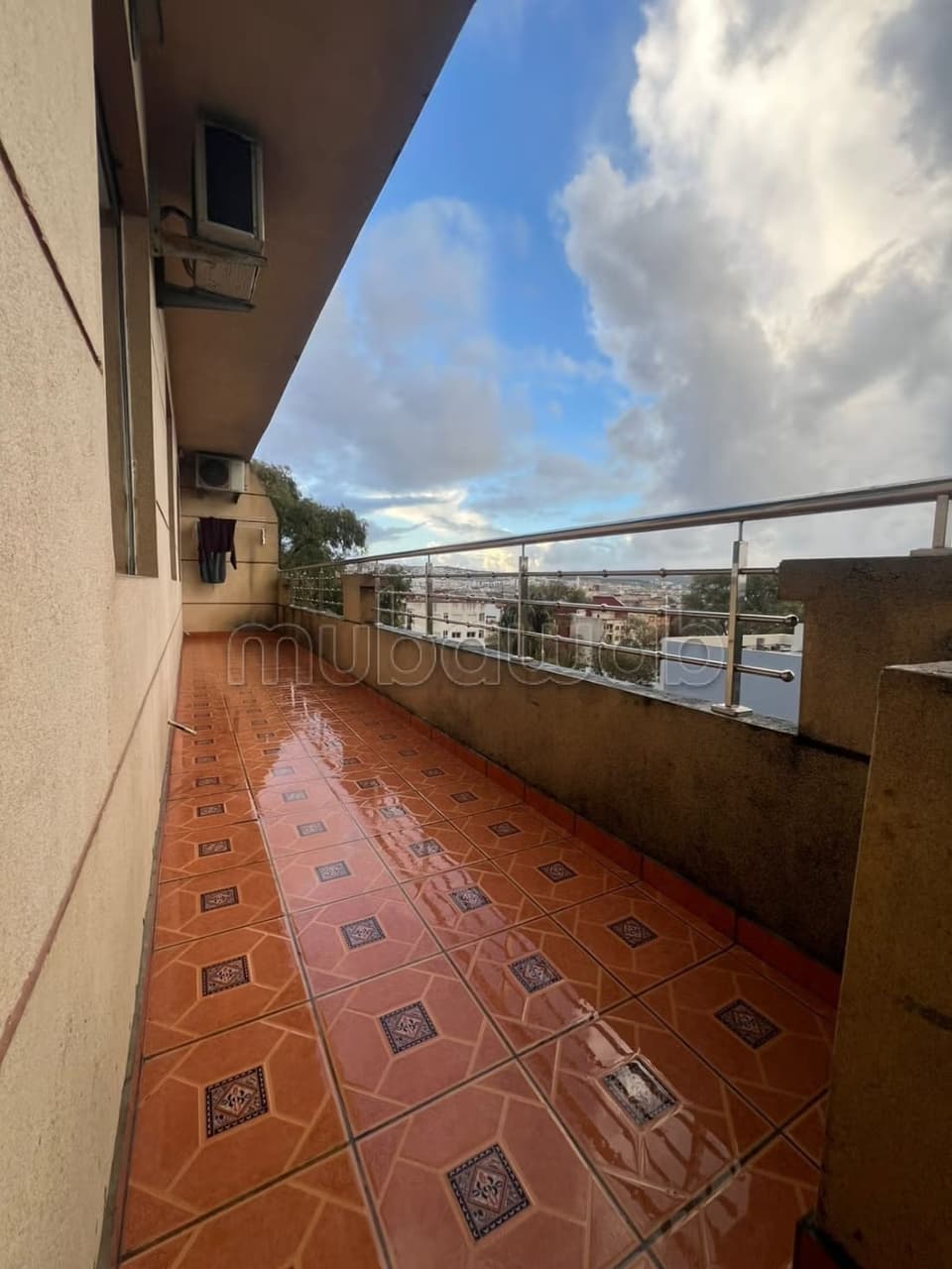 Appartement avec Terrasse à louer à Moujahidin