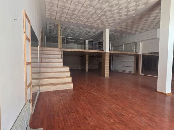 Schöne Gewerbefläche zur Miete in Rabat. Fläche von 1000 m²