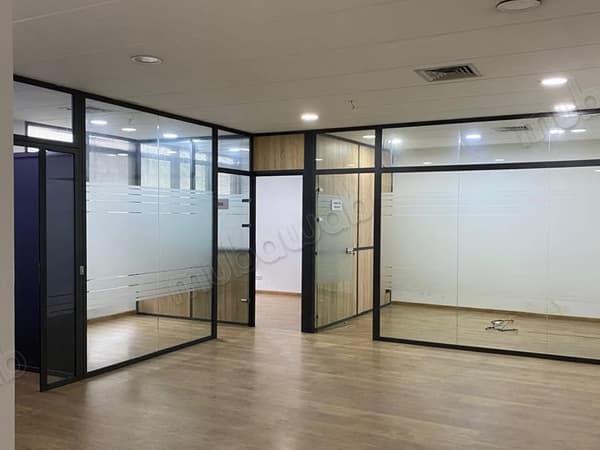 Abdelmoumen – Office for rent – 71 m² – 7th and top floor – Titled garage space