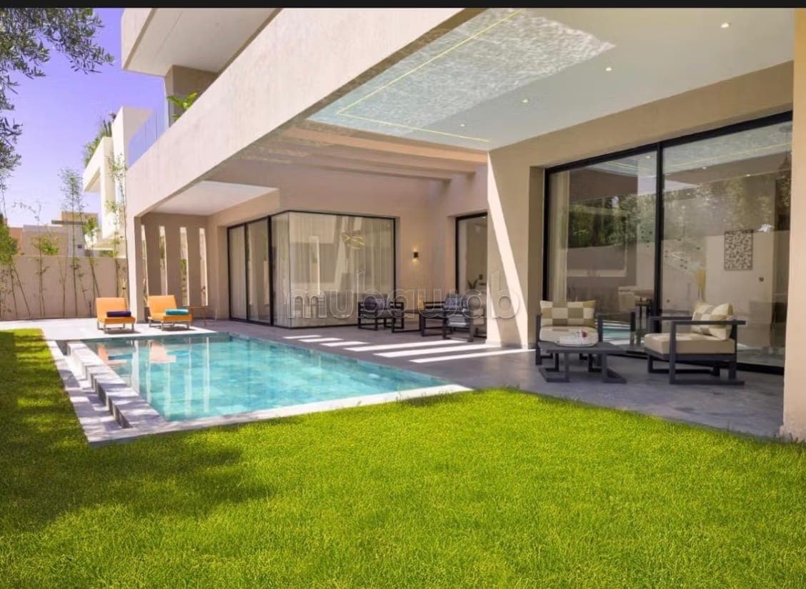 Vente villa de luxe à Route de Tahanaout. 10 pièces confortables. Bien meublé