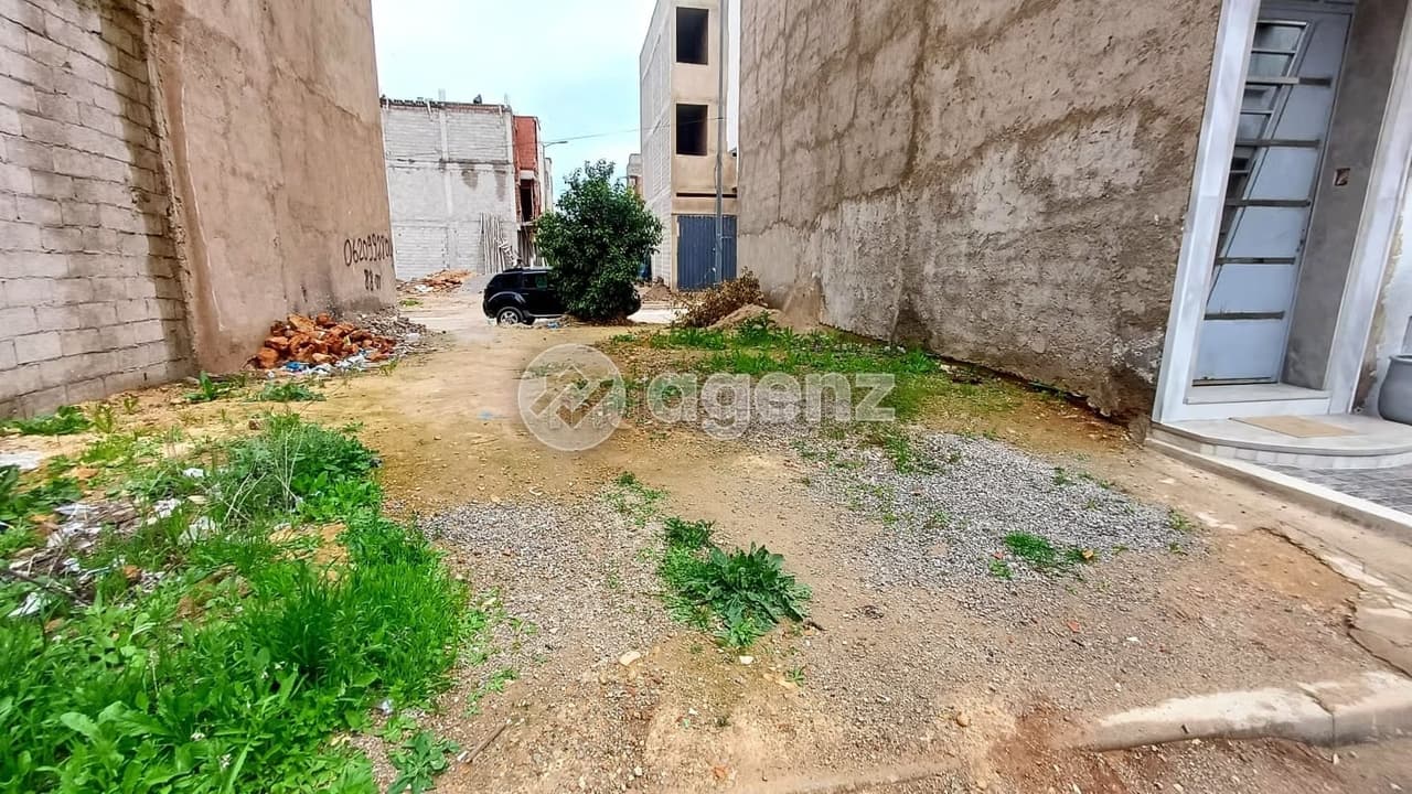 Terreno en venta de 88 m² Zona Industrial Ain Chkef Fez