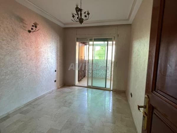 Appartement vide à louer à Maarif Val Fleury