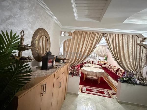 Appartamento in vendita a Beni Mellal, rue de Rabat, di fronte al caffè Sajed