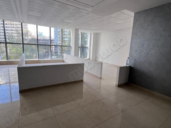 Vente plateau bureau tanger business center
