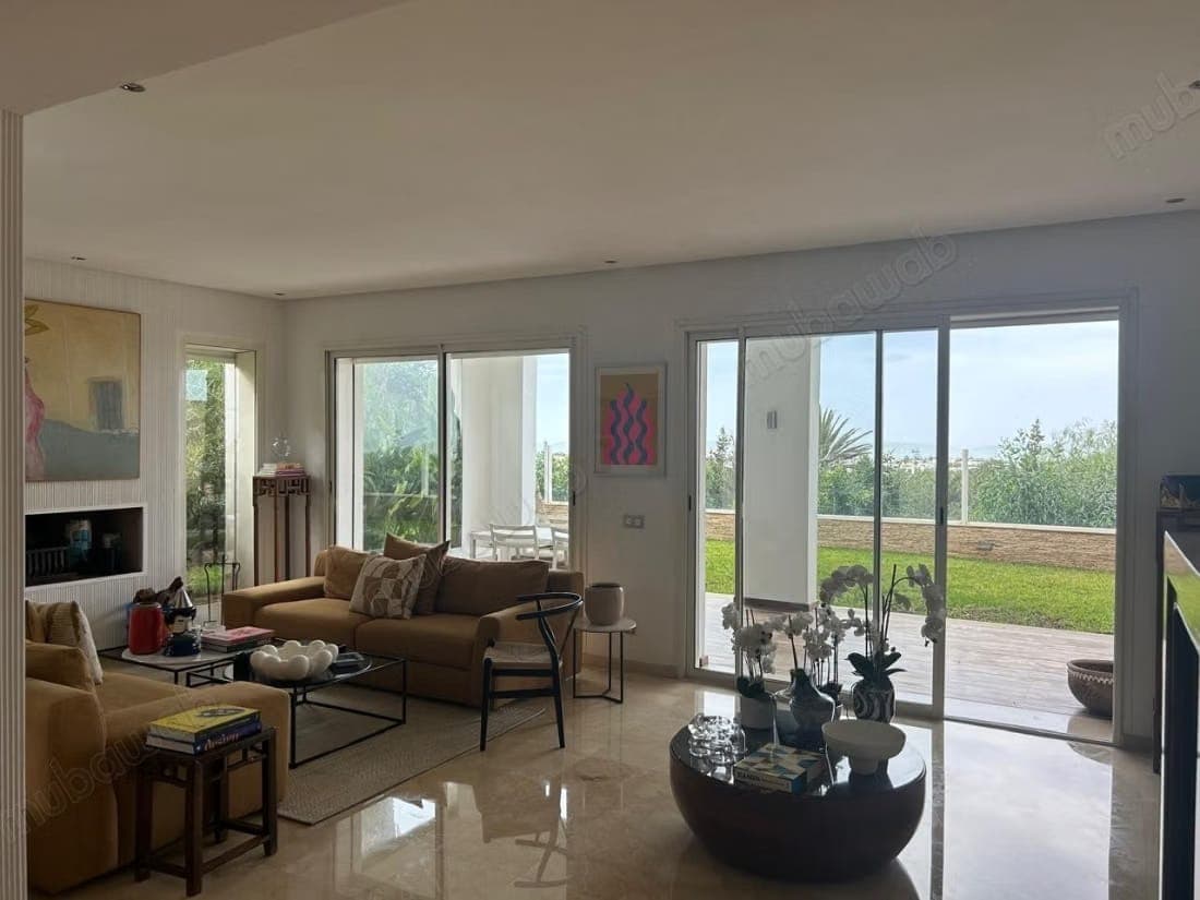 Villa 4 chambres avec vue mer – Résidence privée à Aïn Diab