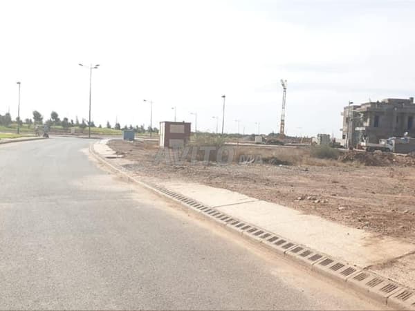 Terrain de 360 m² sur le Boulevard Mohammed VI