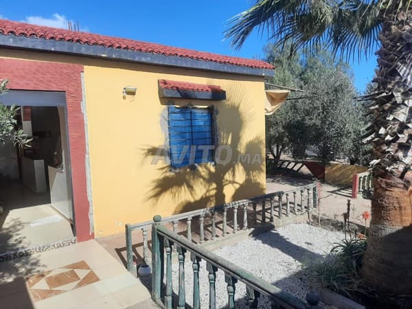 Boerderij te koop nabij Berchid 1700m