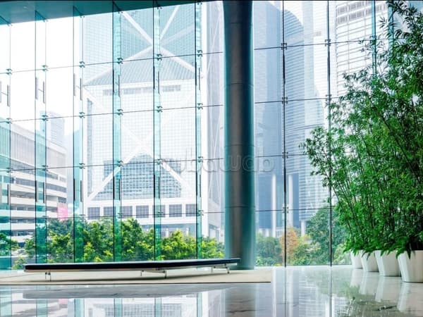 Bureau de 1550 m2 à CFC à la vente