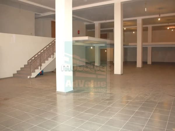 DL. 1015: Gebouw te huur in Oulfa
